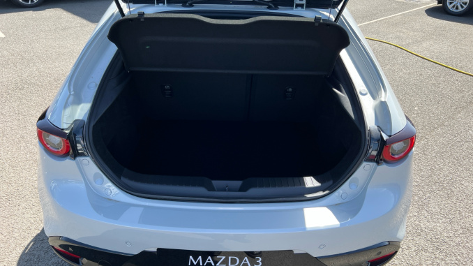 Mazda 3 2.5 e-Skyactiv G MHEV [140] Homura 5dr Petrol Hatchback - Image 4